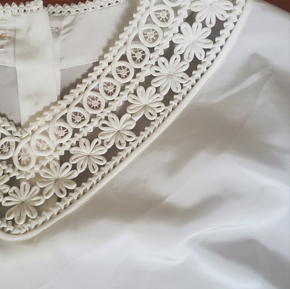 Vintage embroidered white blouse large - Picture 11 of 11